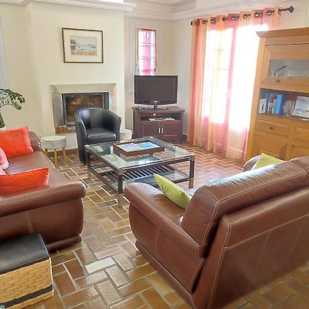 Maison Classee 3 Etoiles, Grand Jardin Clos Au Calme Proche Centre Ville, 10 Min Des Plages Pont-lʼAbbé Εξωτερικό φωτογραφία